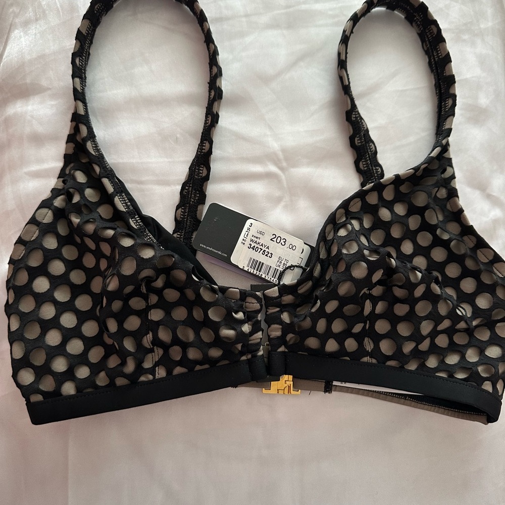 Andres Sarda Wakaya bikini top, 32 D, NWT